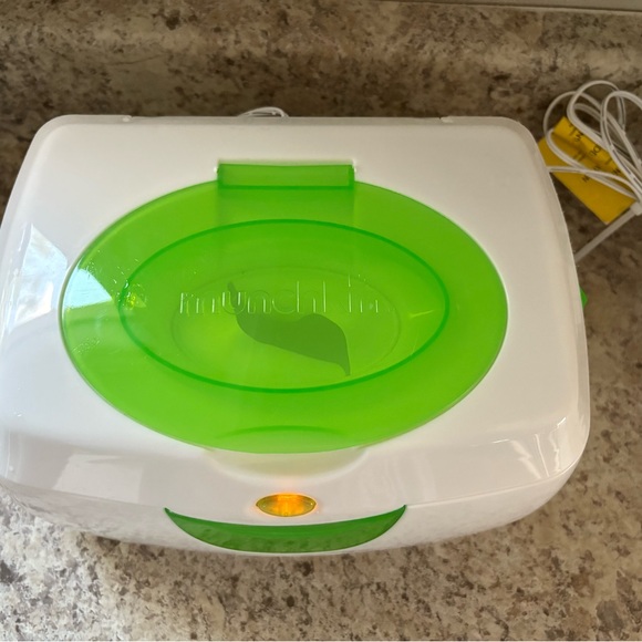 White and Green Wipe Warmer - Picture 4 of 7